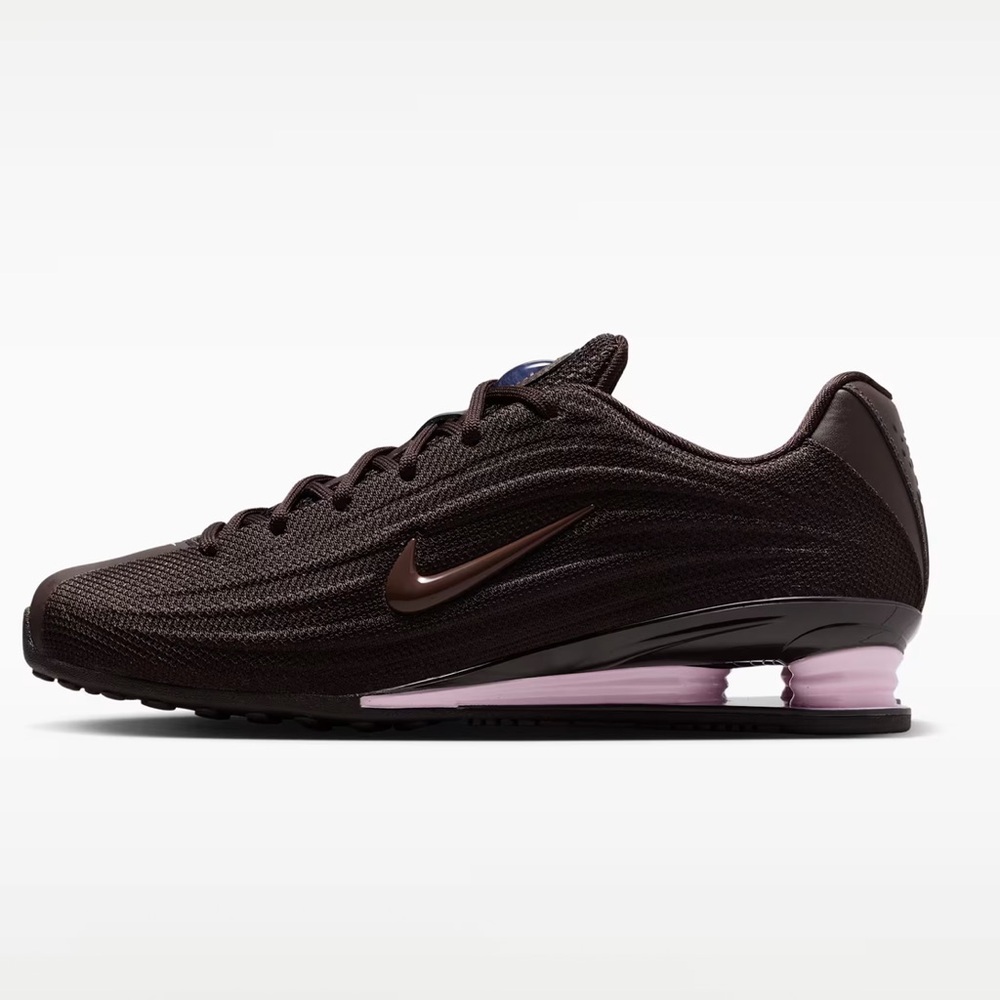 Nike  shox Women's Dark Brown and Light Pink Athletic Shoes